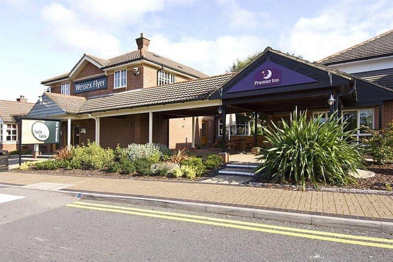 Premier Inn Bristol South Zewnętrze zdjęcie